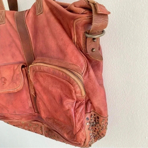 SAMANT CHAUHAN Bag - Picture 3 of 16